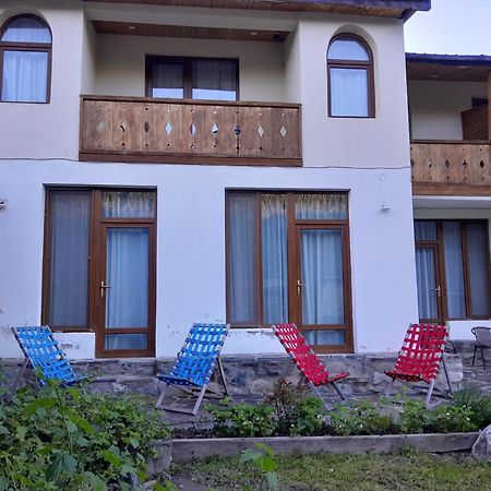 Bapsha Guesthouse Mestia Exterior foto