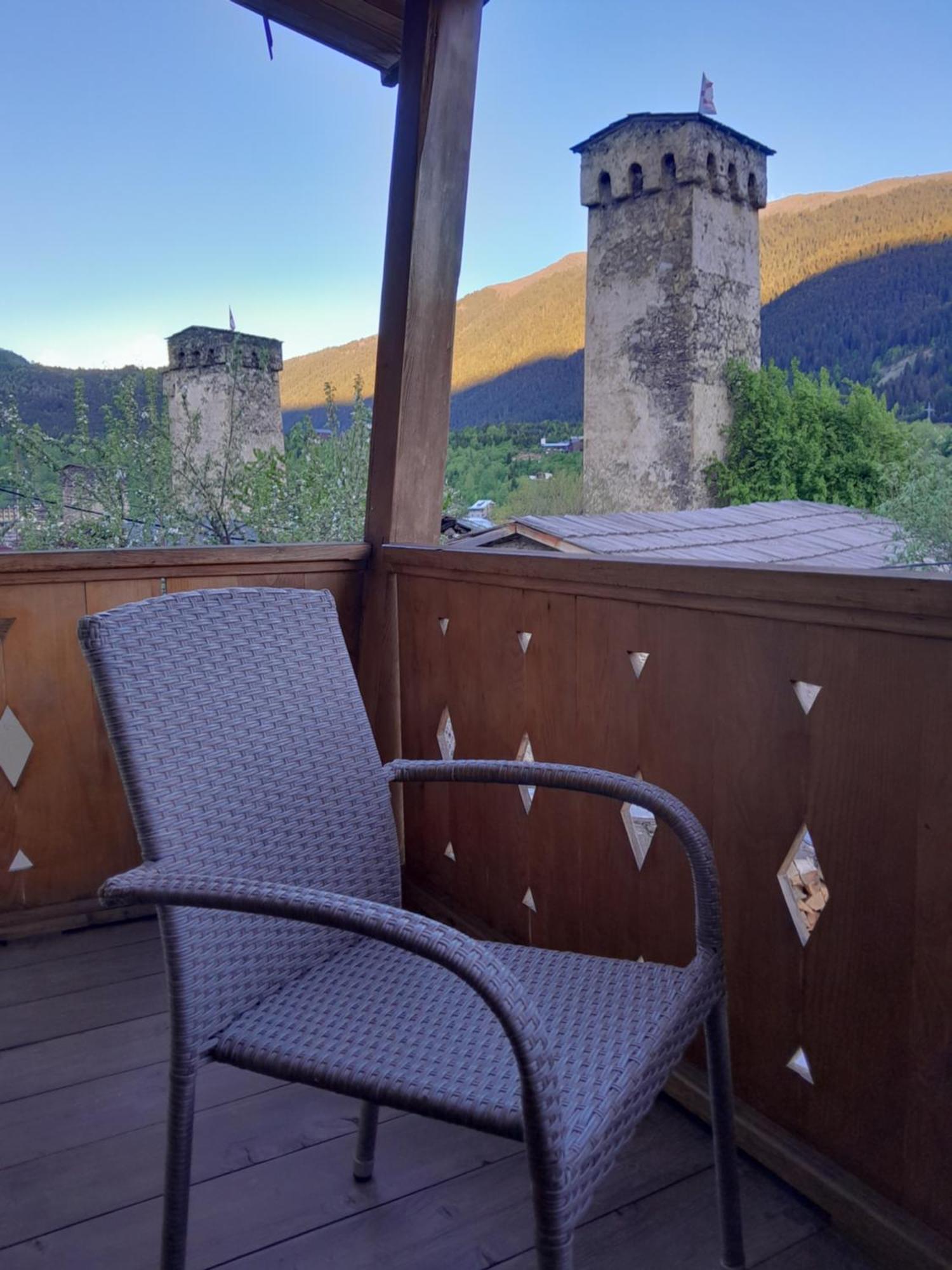 Bapsha Guesthouse Mestia Exterior foto